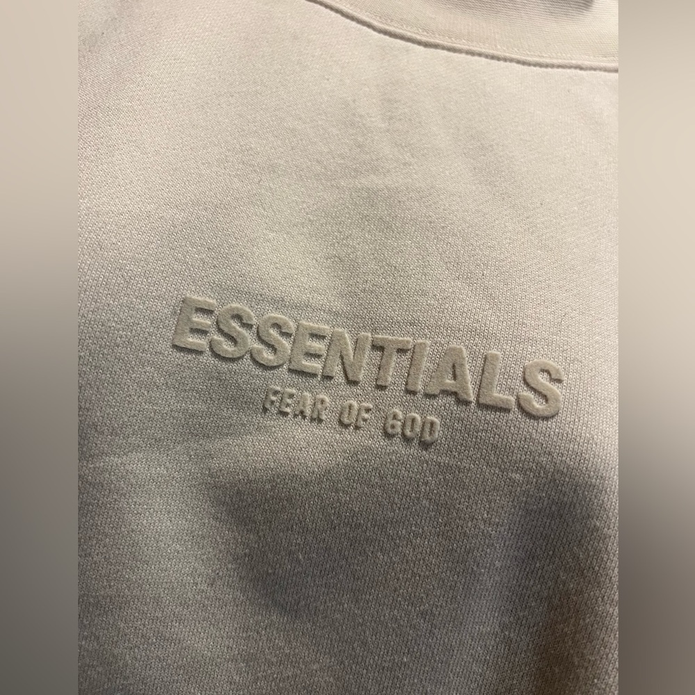 NWT Men’s ESSENTIALS Sweater - Egg Shell/Cream - 2XL - Picture 2 of 12